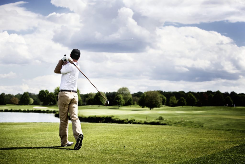 Lesioni da golf al piede e alla caviglia: trattamento e prevenzione