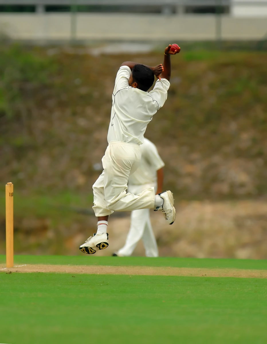 Affrontare gli infortuni da cricket: suggerimenti per i giocatori di bowling veloci